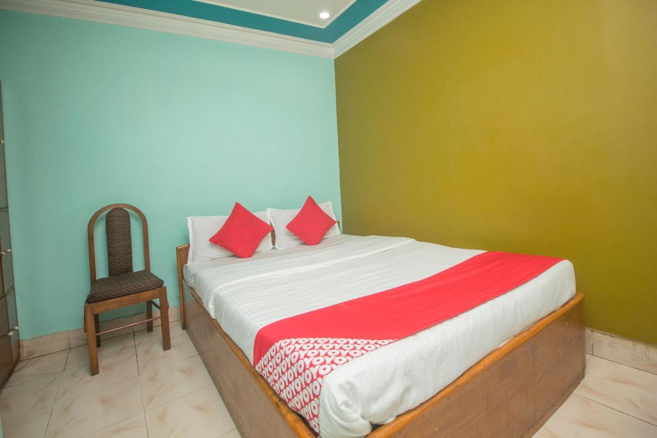 Oyo 48133 Hotel Payel Māldah Dış mekan fotoğraf