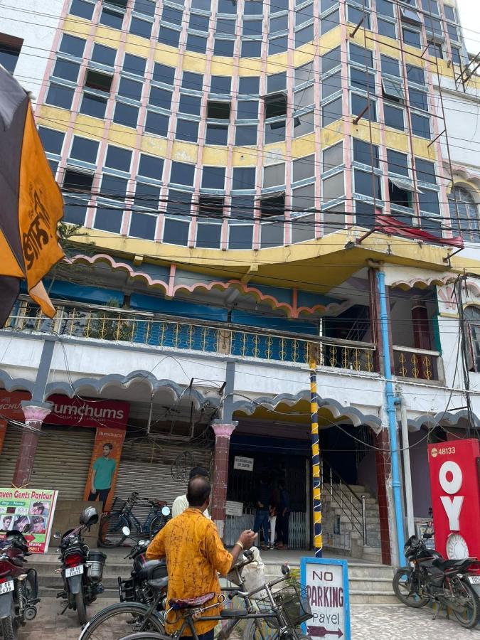 Oyo 48133 Hotel Payel Māldah Dış mekan fotoğraf