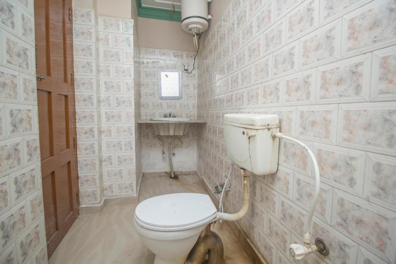 Oyo 48133 Hotel Payel Māldah Dış mekan fotoğraf